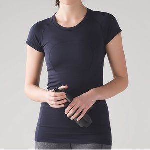 lululemon swiftly tech short sleeve navy
